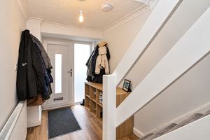 Entrance Hallway- click for photo gallery